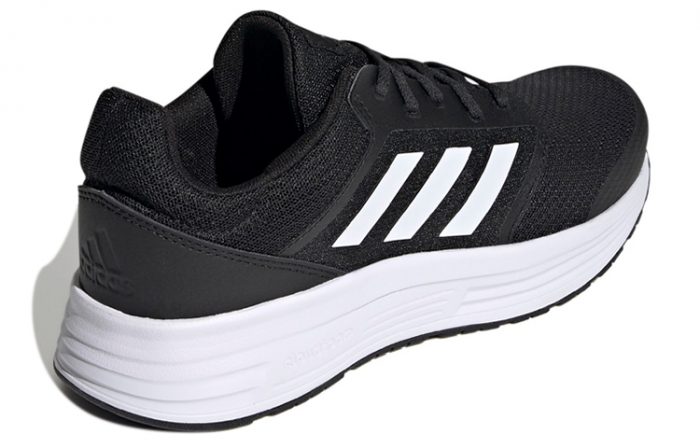 Adidas Galaxy 5 Дышащие Низкие Беговые Кроссовки Мужские Черно-Белые — изображение 4