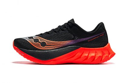 Saucony Endorphin Pro 4 Беговые кроссовки Низкий верх Черный Красный Мужской