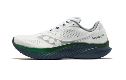 Saucony Kinvara Elite 15 Амортизация Устойчивость к истиранию Дышащий верх Беговые кроссовки для мужчин Белый Серый