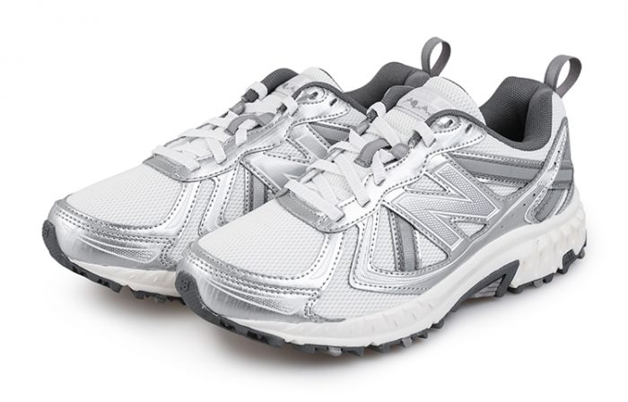 New Balance NB 410 V5 Дышащий Низкий Топ Повседневная Городская Коммутерская Обувь для Бега по Тропе Унисекс Белый Серебряный — изображение 3