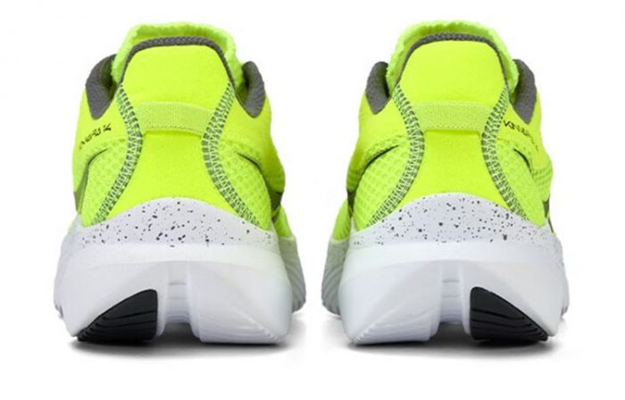 Saucony Kinvara Elite 14 Устойчивый к истиранию Низкий топ Тренировочные кроссовки для спринта Беговые кроссовки Унисекс Желтый Черный — изображение 4